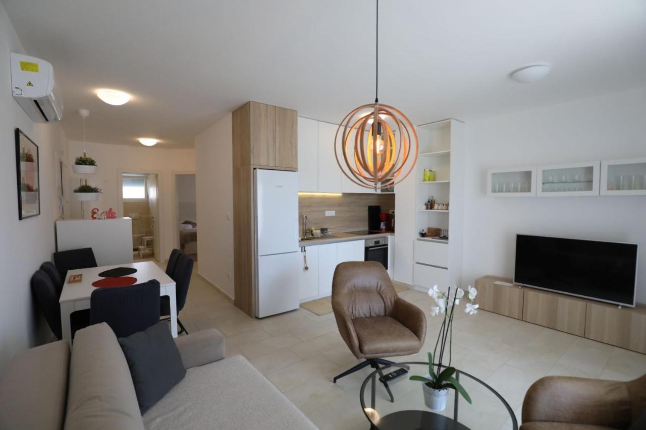 Smil'E Apartments Водице Экстерьер фото